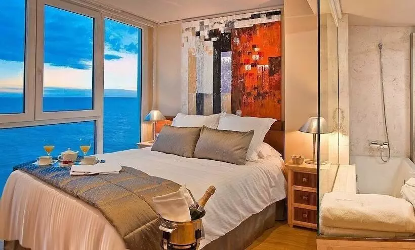 اتاق استاندارد یک نفره با چشم‌انداز دریا, Villa Venecia Hotel Boutique