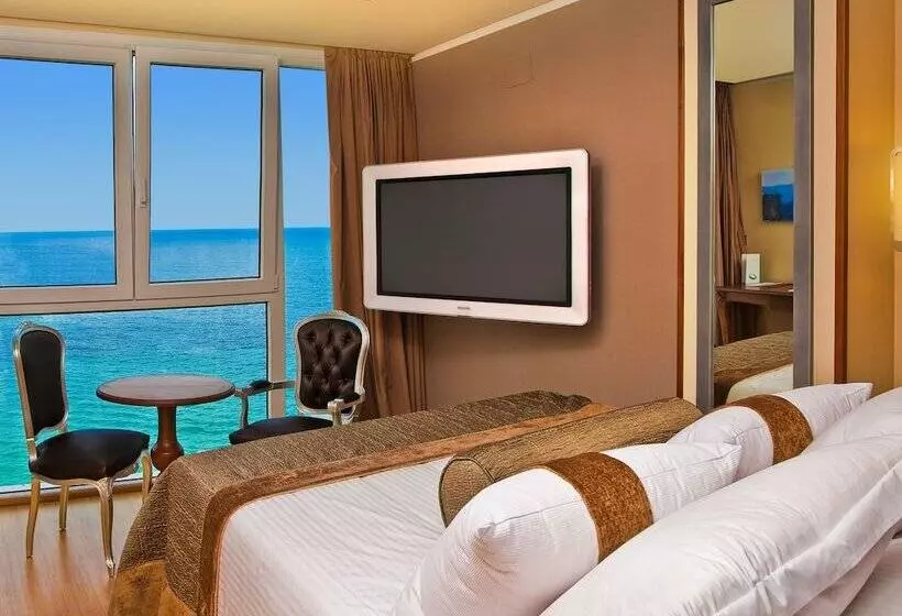 اتاق استاندارد یک نفره با چشم‌انداز دریا, Villa Venecia Hotel Boutique