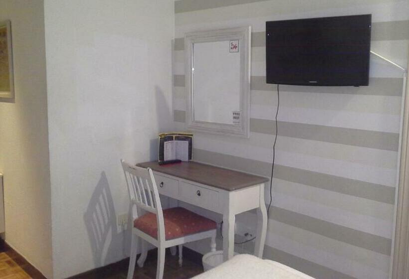 חדר אקונומי, Central By Myhousespain