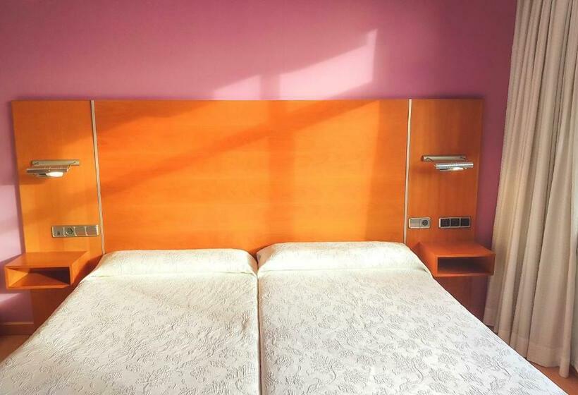 标准间, Faranda Marsol Candás