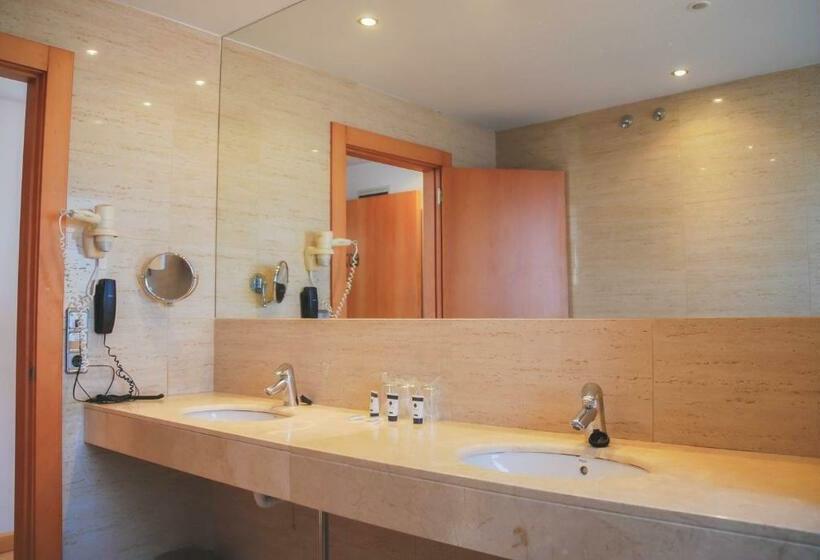 标准间, Faranda Marsol Candás