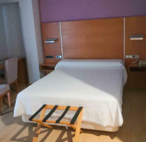 标准间, Faranda Marsol Candás