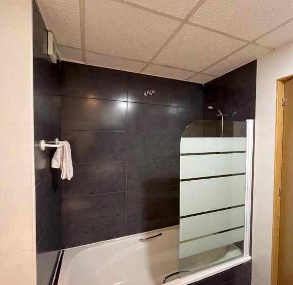 اتاق استاندارد, Condedu