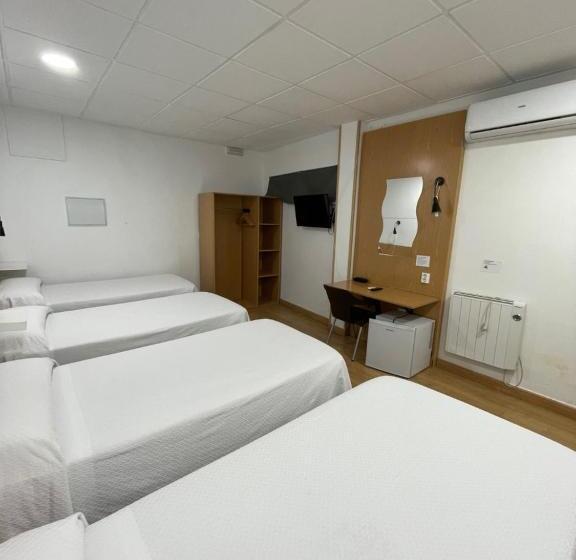 اتاق استاندارد چهار تخته, Condedu