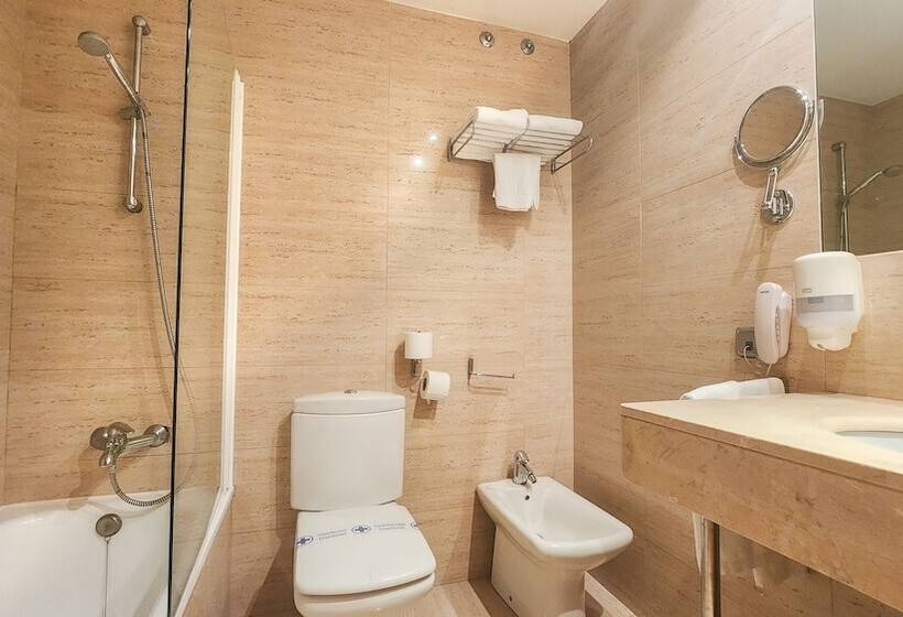 标准间, Faranda Marsol Candás