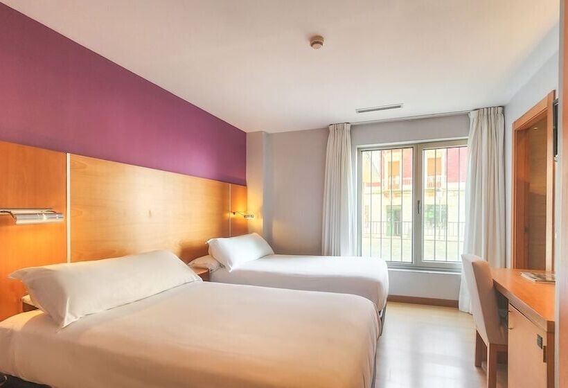 标准间, Faranda Marsol Candás