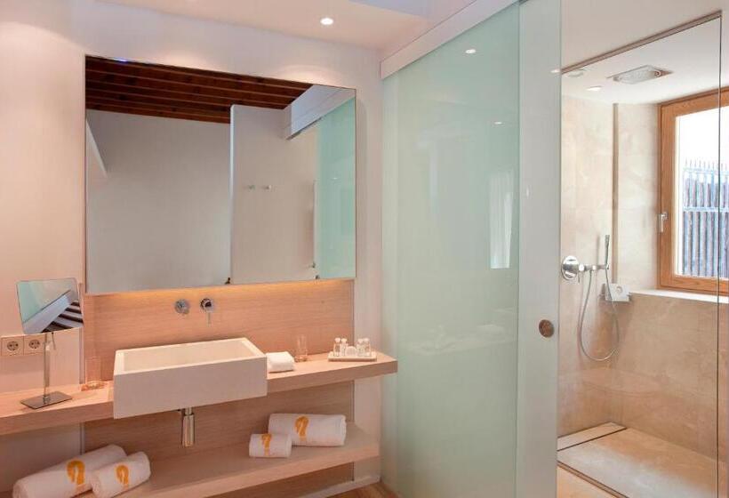 Номер Deluxe Внутренний, Fontsanta Hotel Thermal & Spa   Adults Only