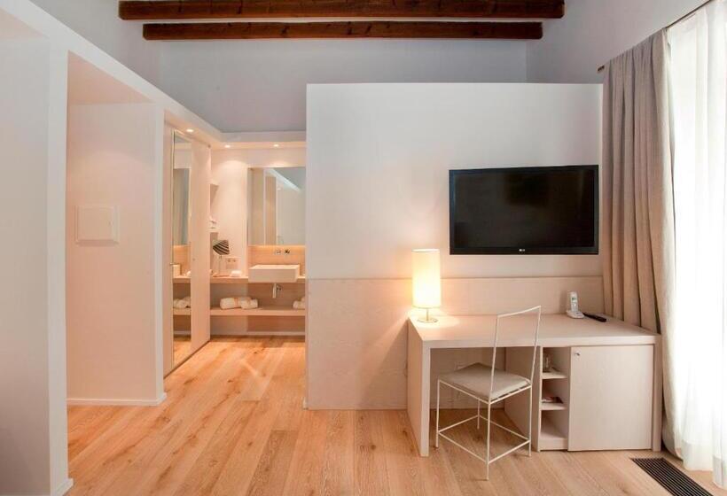 Номер Deluxe Внутренний, Fontsanta Hotel Thermal & Spa Adults Only