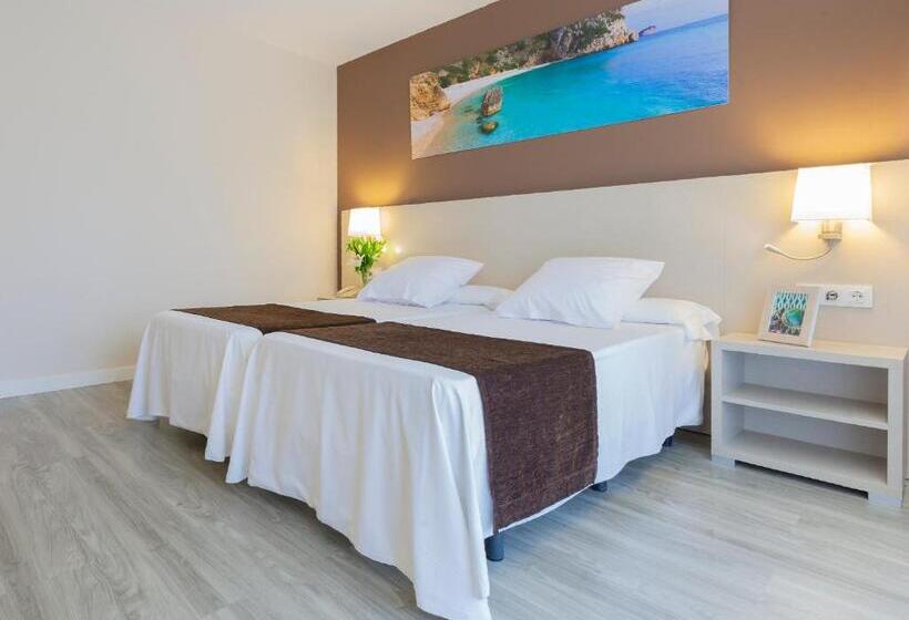 اتاق استاندارد با چشمانداز استخر, Helios Benidorm