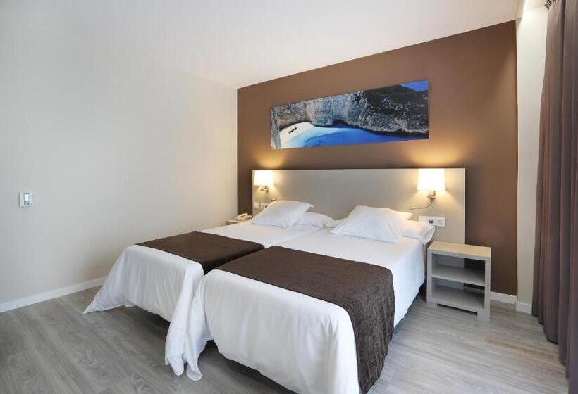 اتاق استاندارد برای معلولان, Helios Benidorm