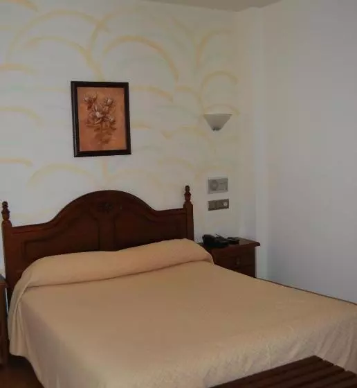 Chambre Standard Individuelle, Heredero
