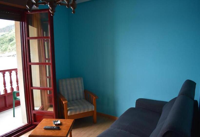 غرفة قياسية مطلّة علي البحر, Imperial