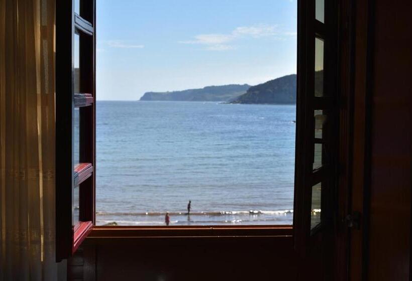 غرفة قياسية مطلّة علي البحر, Imperial