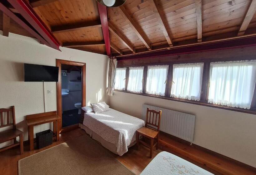 スタンダードトリプルルーム, La Balsa