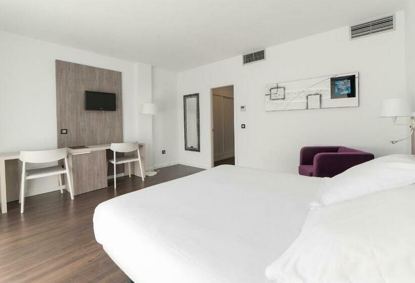 标准间, La Palma De Llanes