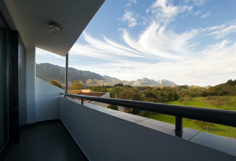 标准三人间, La Palma De Llanes