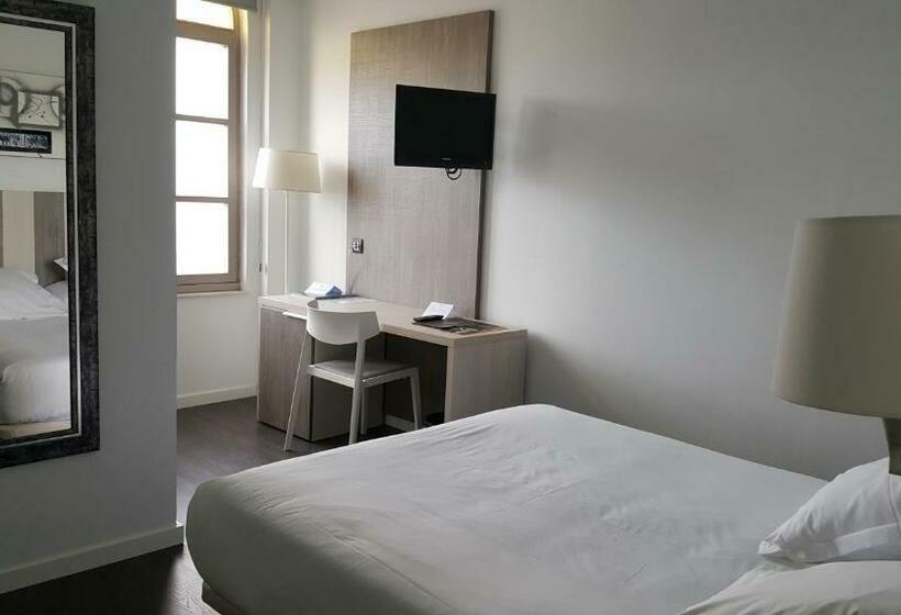 经济房, La Palma De Llanes