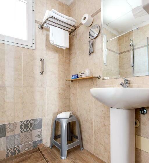 اتاق استاندارد سه نفره, Madrid