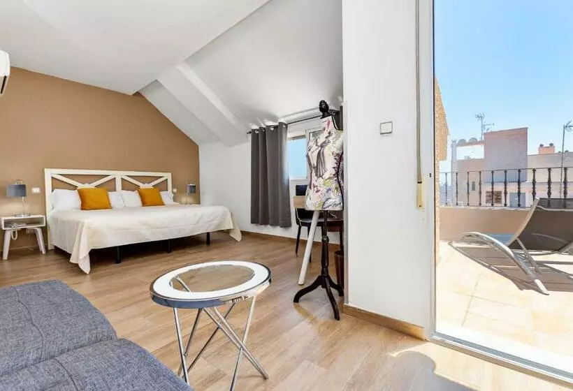 اتاق استاندارد سه نفره, Madrid