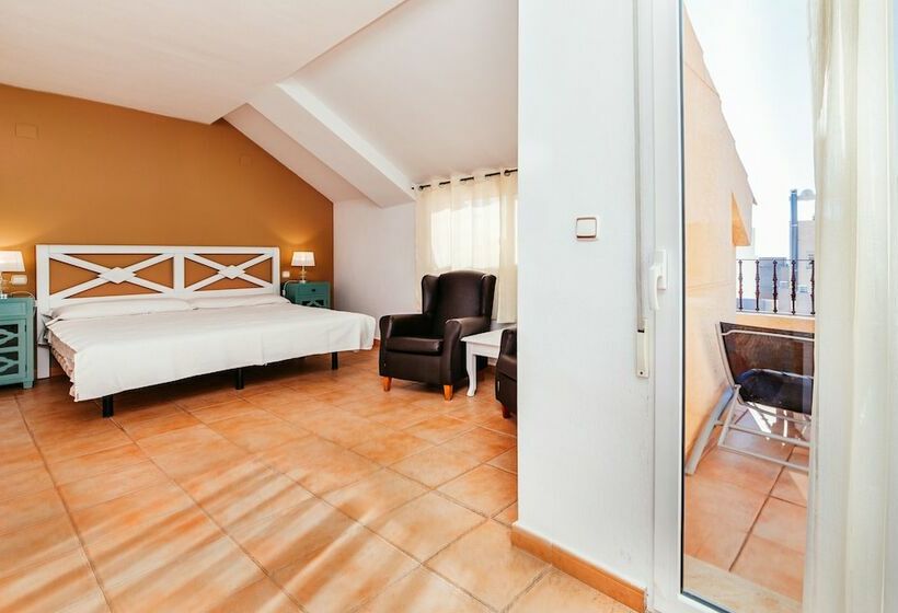 اتاق استاندارد چهار تخته, Madrid