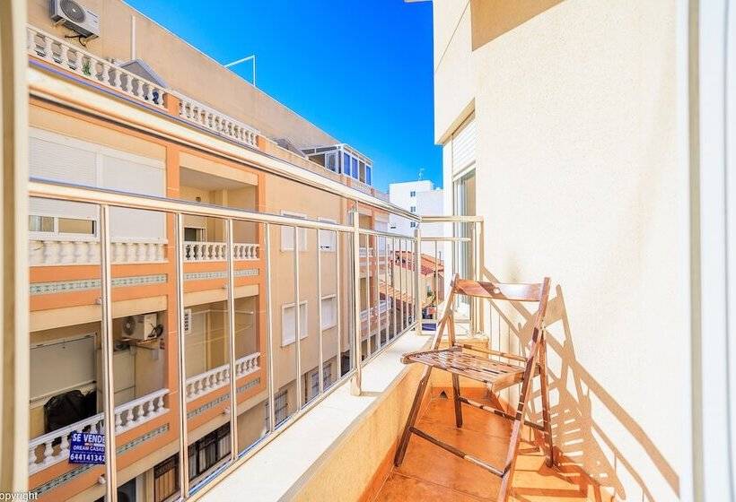 اتاق استاندارد چهار تخته, Madrid