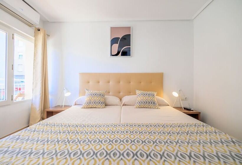 اتاق استاندارد چهار تخته, Madrid