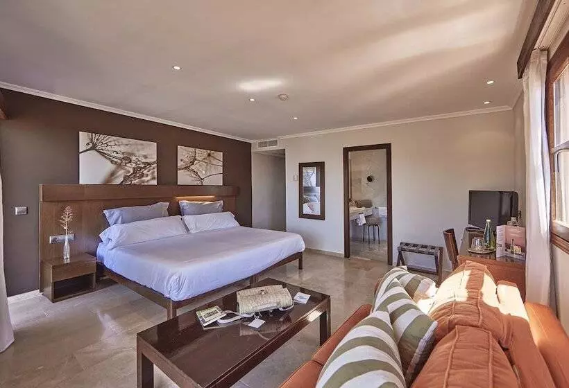 سوییت جونیور با چشم‌انداز دریا, Maristel Hotel & Spa - Adults Only
