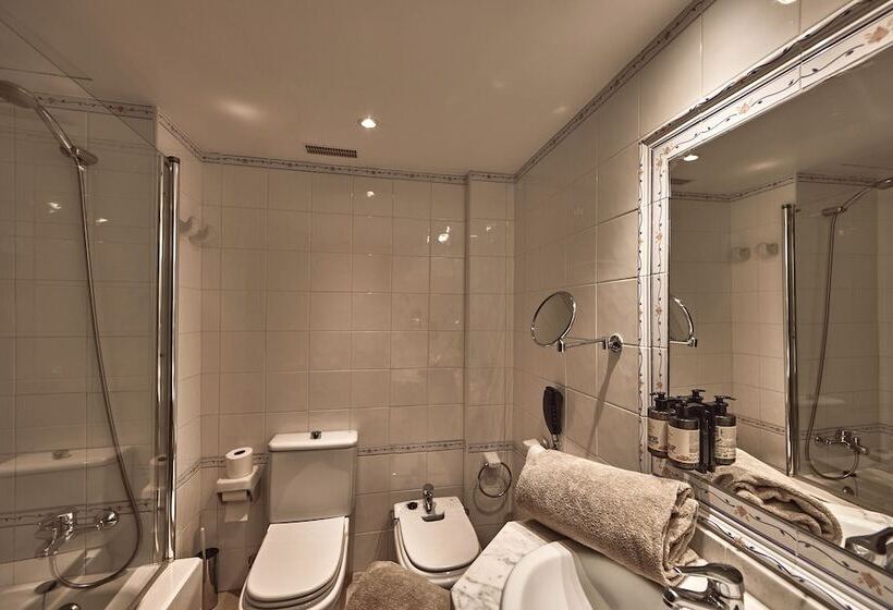 庭の見えるジュニアスイート, Maristel Hotel & Spa - Adults Only