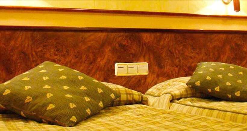 غرفة قياسية ثلاثية, Odon