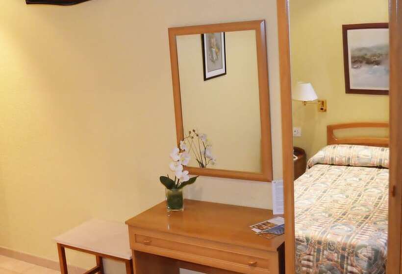 スタンダードトリプルルーム, Santa Pola Pierre And Vacances