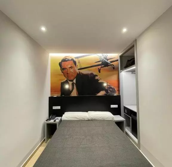 Habitación Estándar Individual, Paula Films Collection