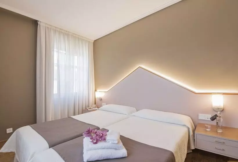 スタンダードルーム, La Casa Del Patrón