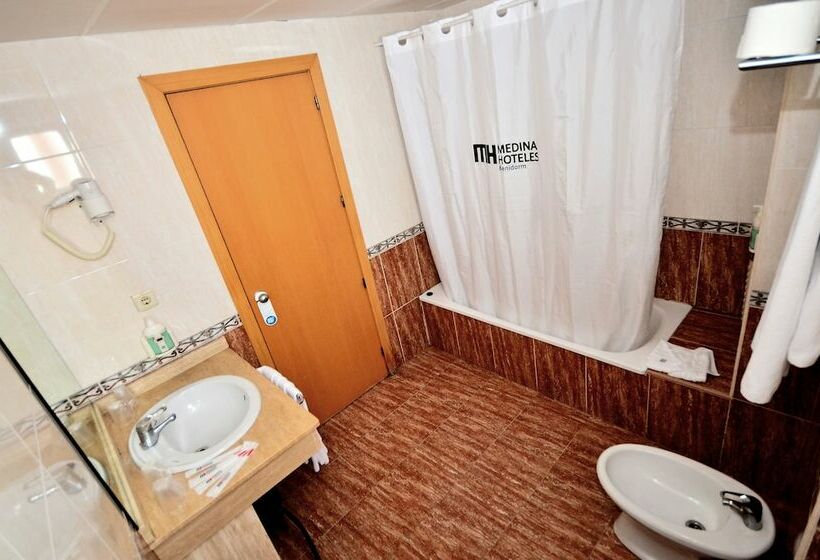 스탠다드 룸, Sol y Sombra