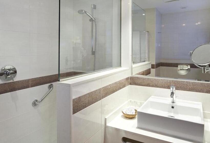 スタンダードルーム, Universal Hotel Marqués