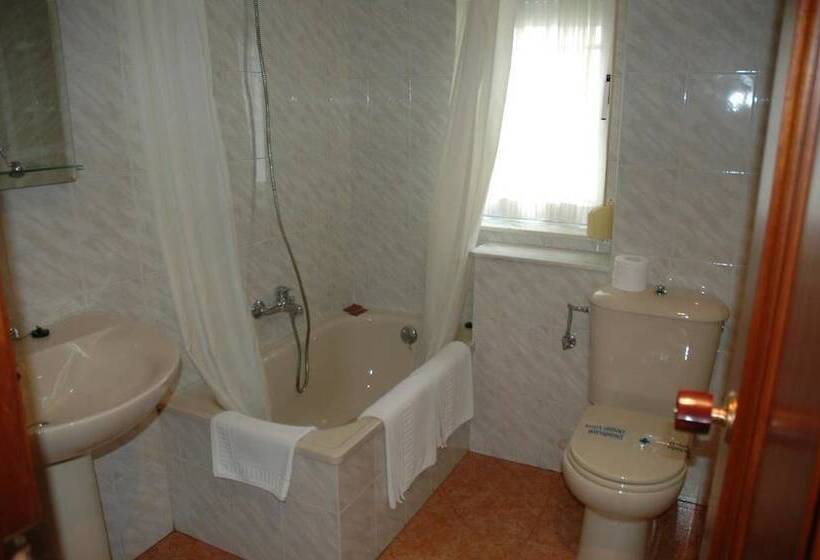 Quarto Estandar, Luarca Zabala