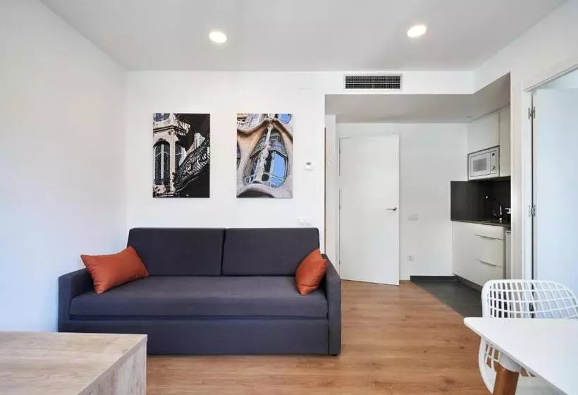 1 Bedroom Penthouse Apartment, Aparthotel Augusta