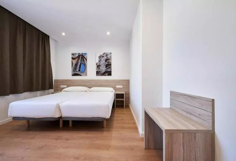 سوییت خانوادگی, Aparthotel Augusta