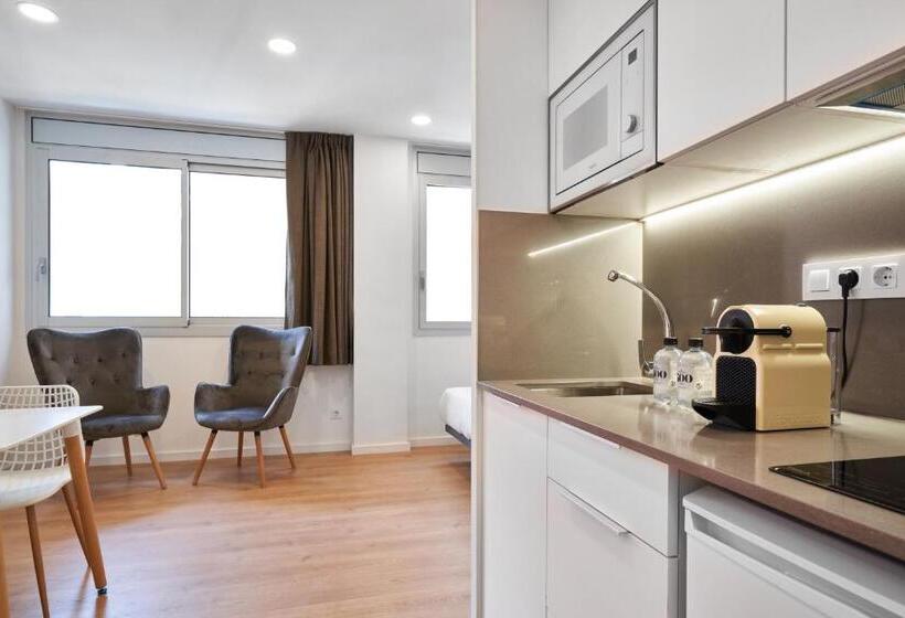 １ベッドルームペントハウスアパート, Aparthotel Augusta