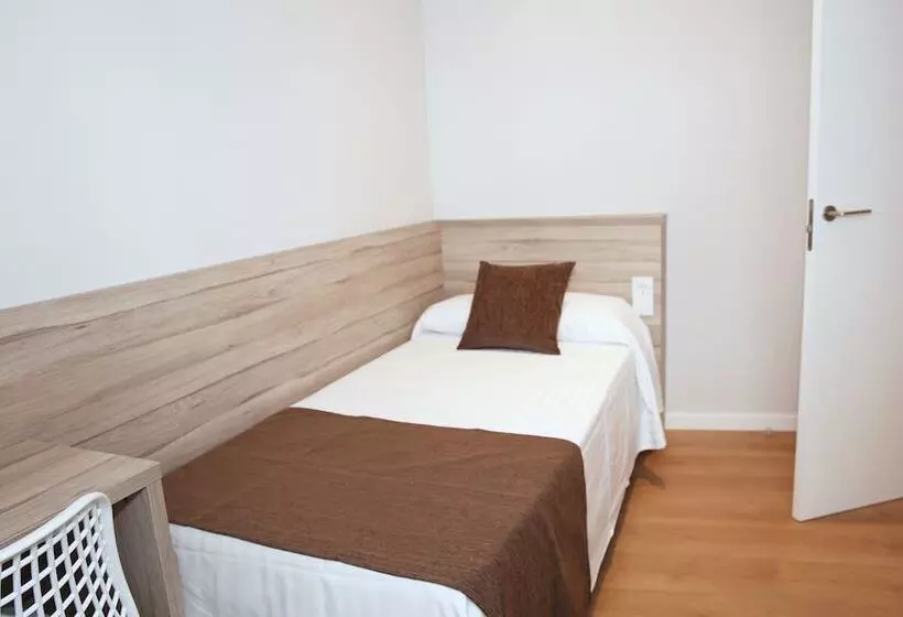 آپارتمان لوکس 1 خوابه, Aparthotel Augusta