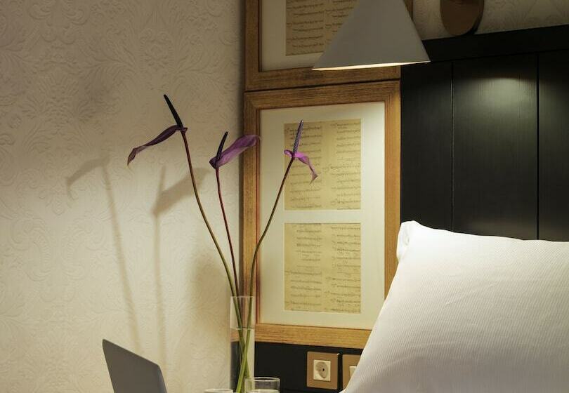 Номер Стандарт, Boutique Hotel H10 Catalunya Plaza