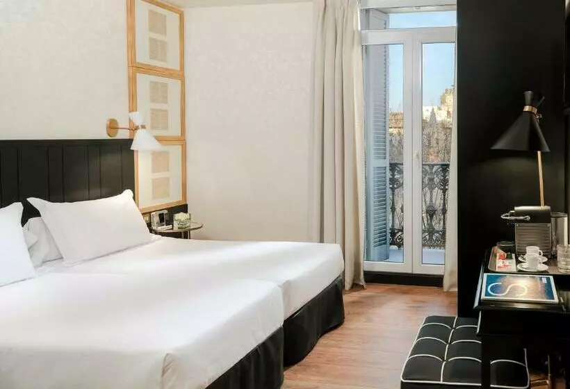 اتاق لوکس با چشم‌انداز, Boutique Hotel H10 Catalunya Plaza