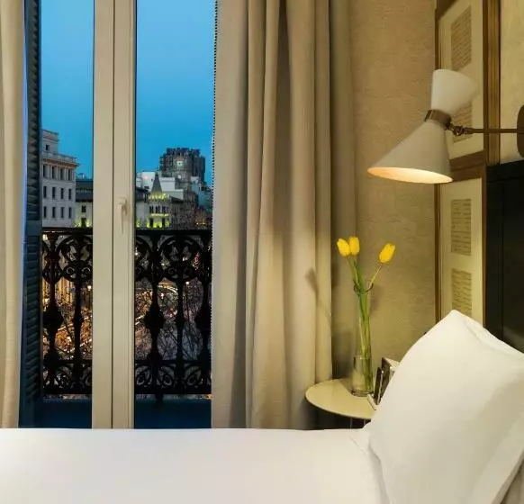 اتاق لوکس با چشم‌انداز, Boutique Hotel H10 Catalunya Plaza