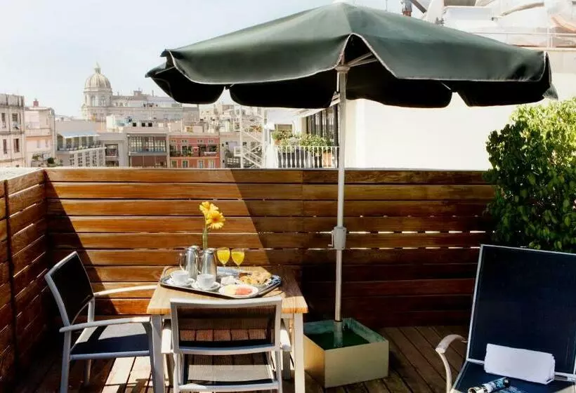 اتاق لوکس با تراس, Boutique Hotel H10 Catalunya Plaza