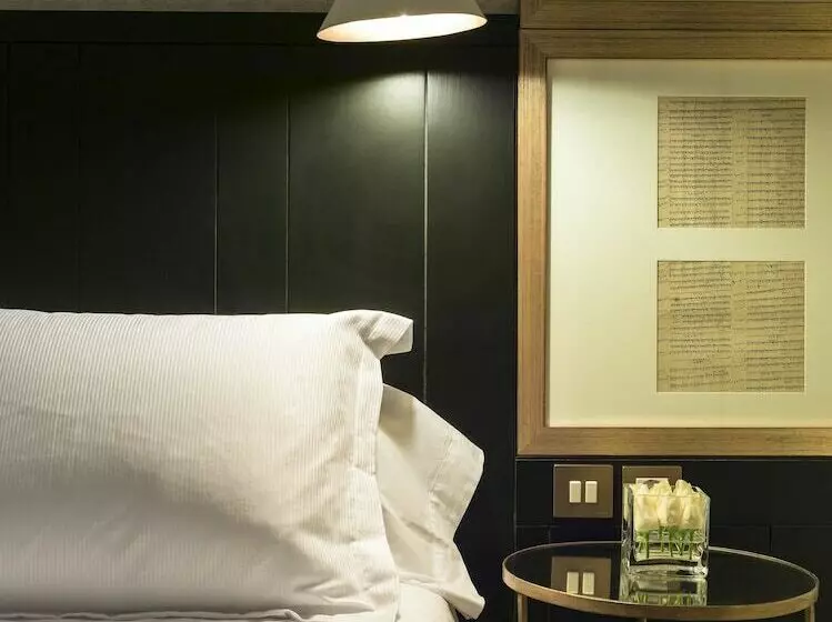 Superior Room with Terrace, Boutique Hotel H10 Catalunya Plaza