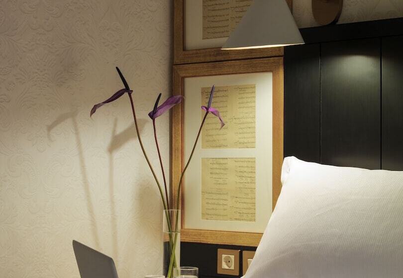 Номер Стандарт Индивидуальный, Boutique Hotel H10 Catalunya Plaza