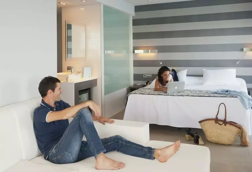 ジュニアスイート, Barceló Hamilton Menorca Adults Only