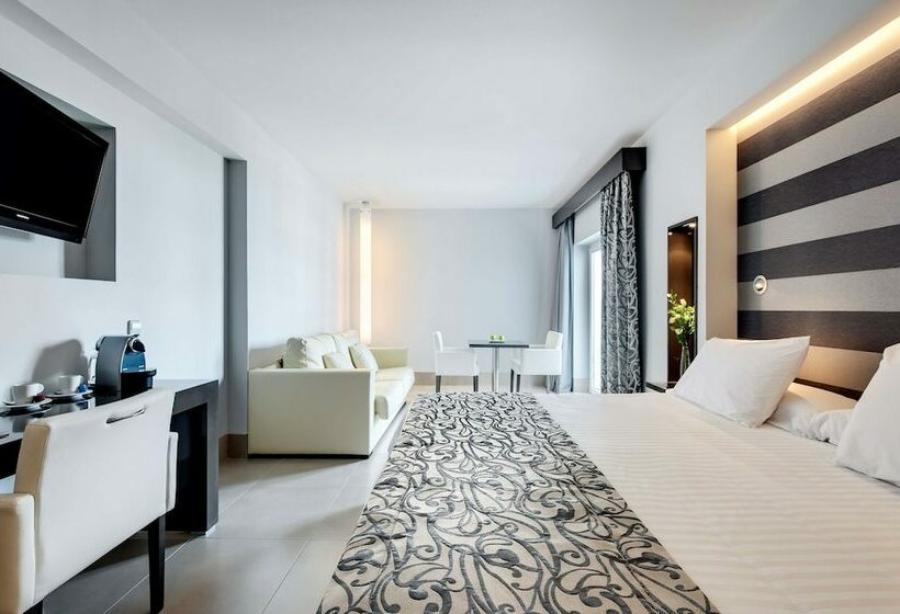 סוויטת ג'וניור, Barceló Hamilton Menorca Adults Only