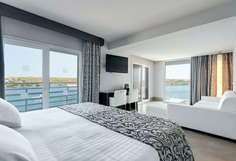 オーシャンビュージュニアスイート, Barceló Hamilton Menorca Adults Only