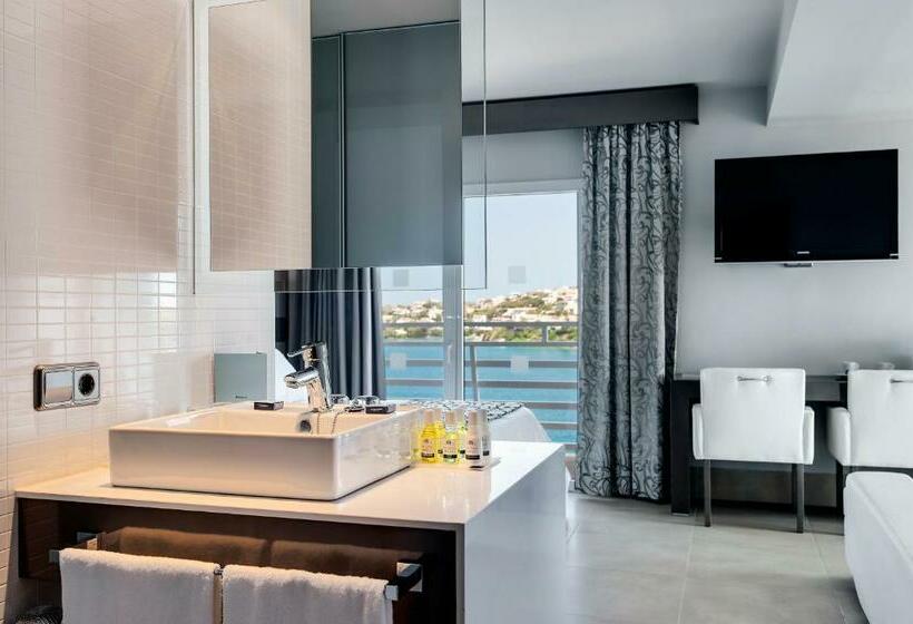 סוויטת ג'וניור נוף לים, Barceló Hamilton Menorca Adults Only