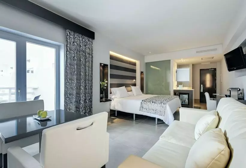 オーシャンビュージュニアスイート, Barceló Hamilton Menorca Adults Only